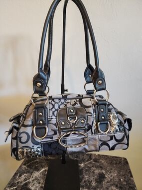 Guess | Bags | Y2k Guess Black Leopard Print Womens Bag | Poshmark